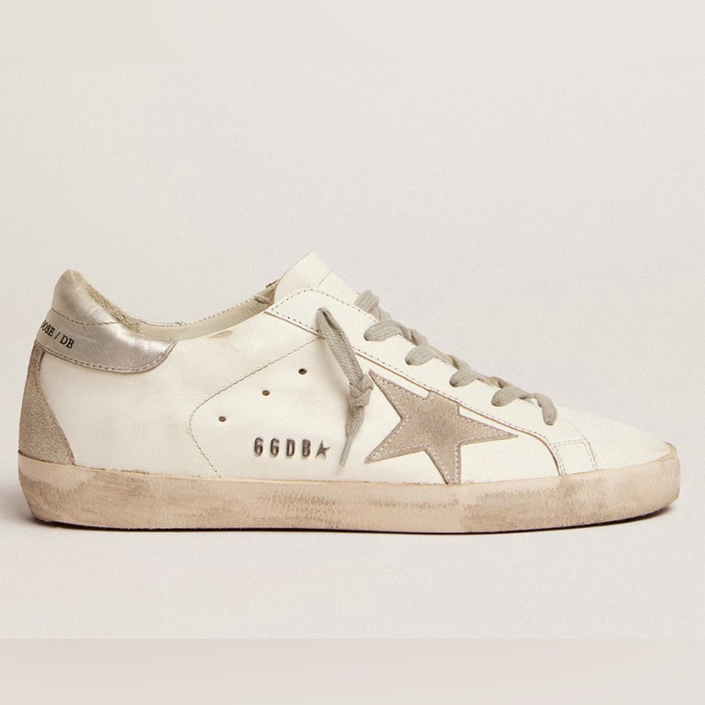 Women's Super-Star with silver heel tab Size 6.5